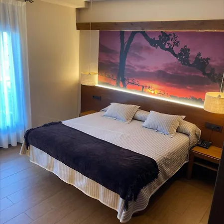Casa Lola 3*